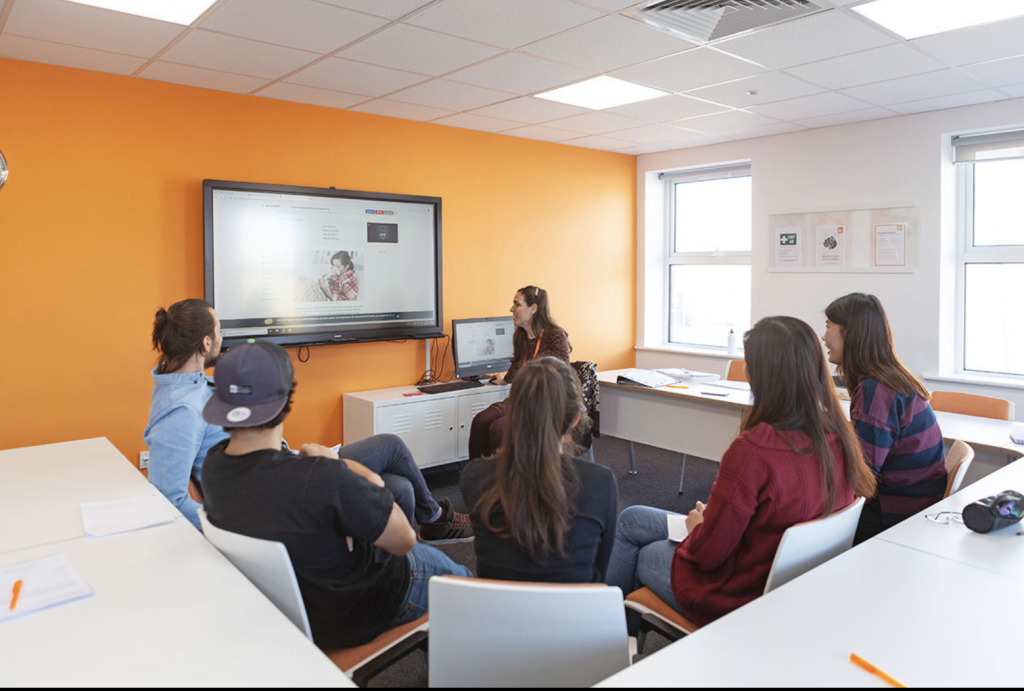 2026 愛爾蘭語言學校推薦｜EC Dublin 都柏林語言學校完整介紹｜教育展說明會優惠｜GLC鉅霖遊學