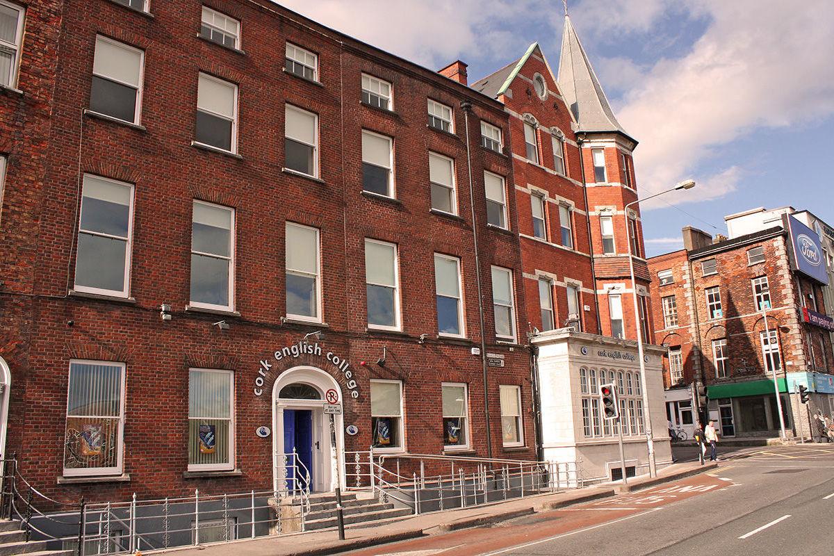 Cork English College CEC 科克語言學校