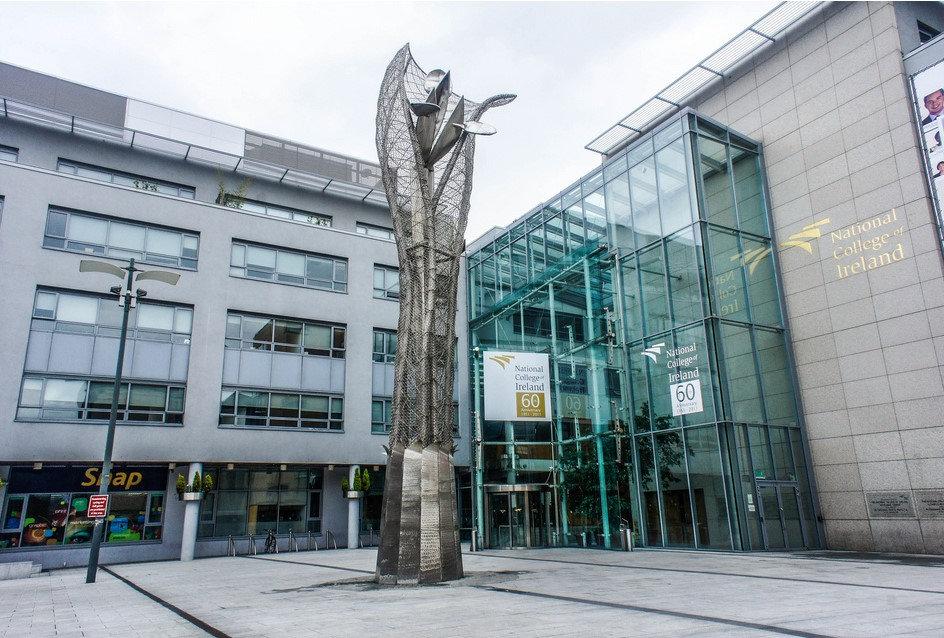 愛爾蘭國立學院 NCI Dublin Docklands IFSC 校區