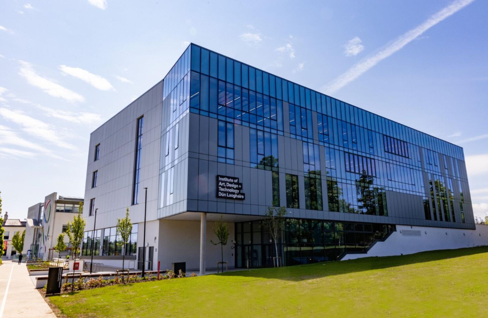 IADT 敦勞費爾藝術設計與科技學院