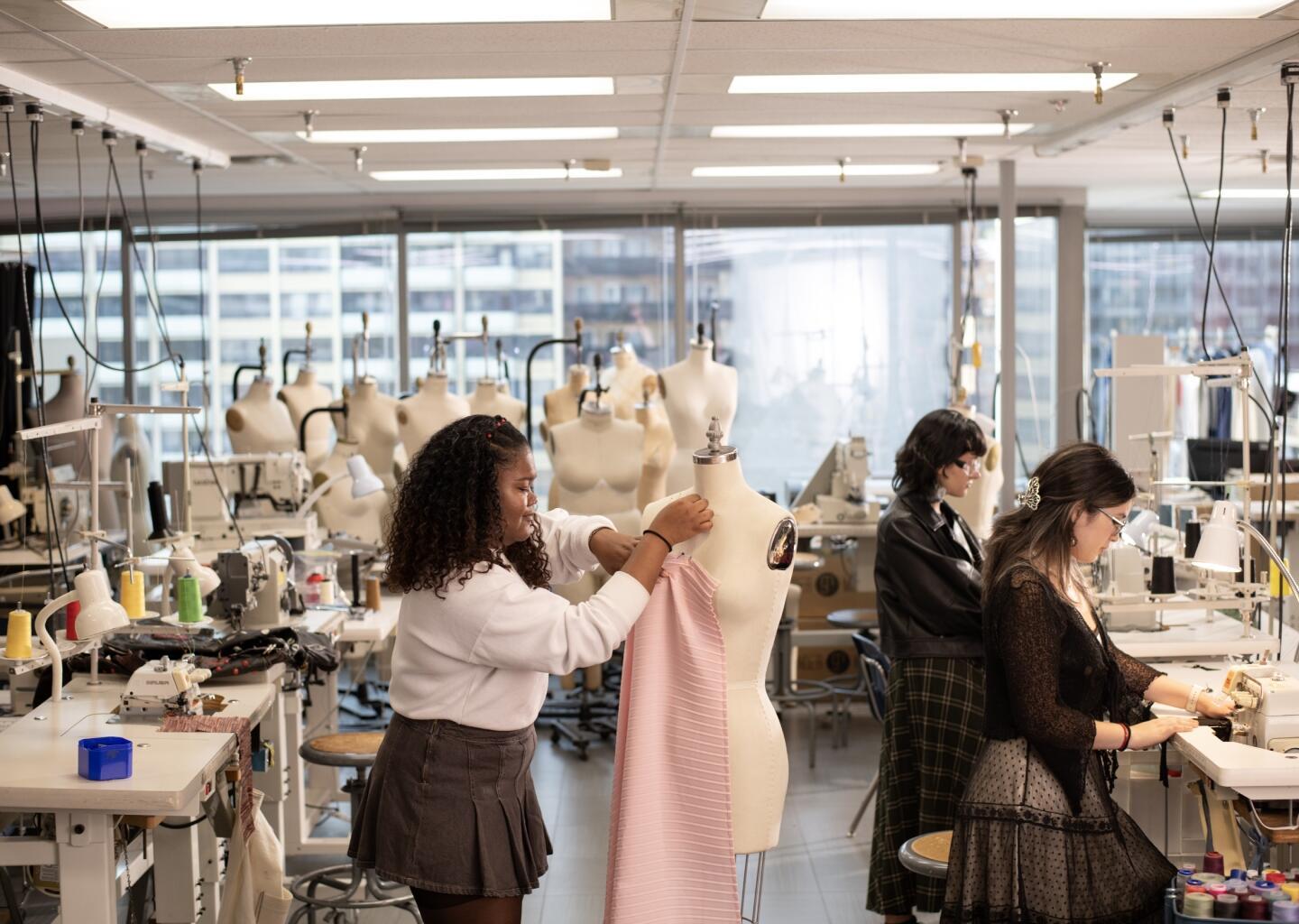 Fashion & Textile Design 時尚與紡織設計