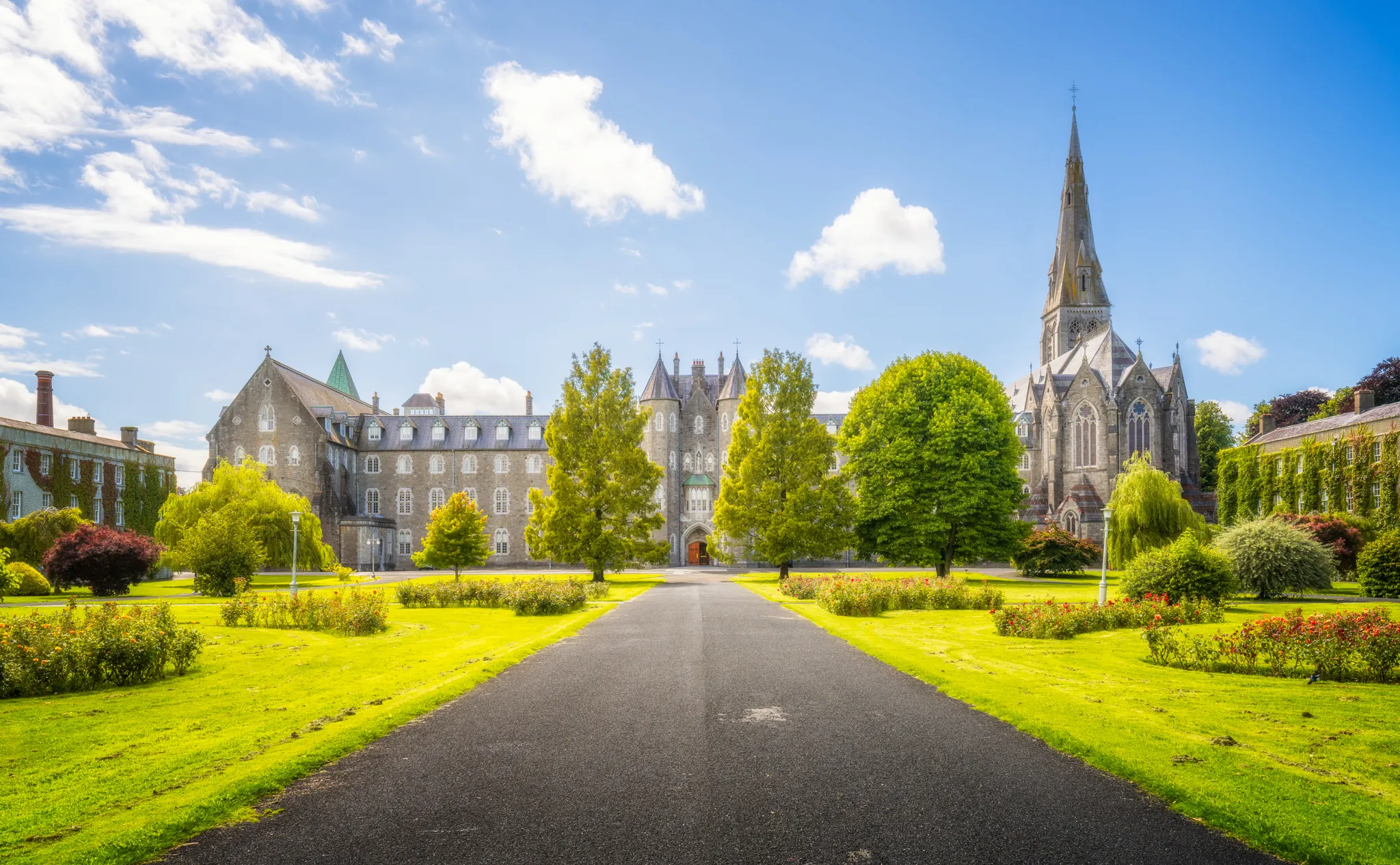 Maynooth University 梅努斯大學